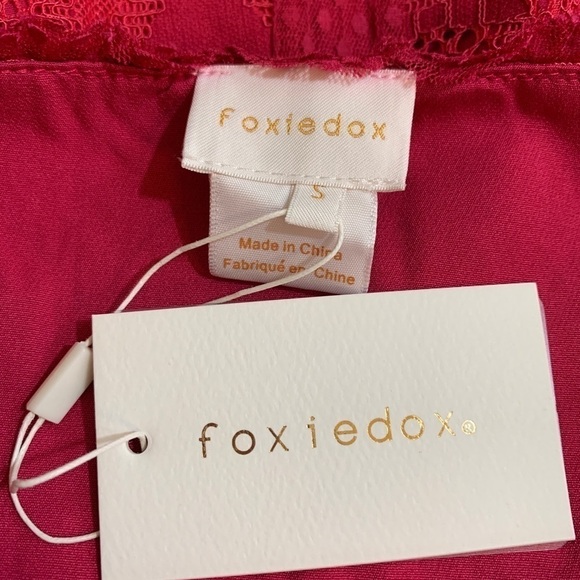 Foxiedox Gloria Lace Mini Dress in Raspberry - Picture 6 of 8